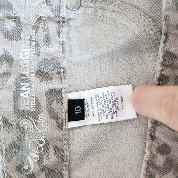 Leopard Print Express Jean - Picture 2 of 2